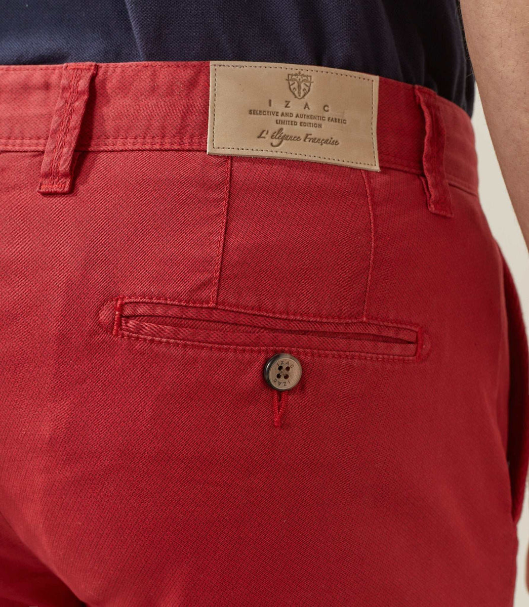 Chino micromotif rouge