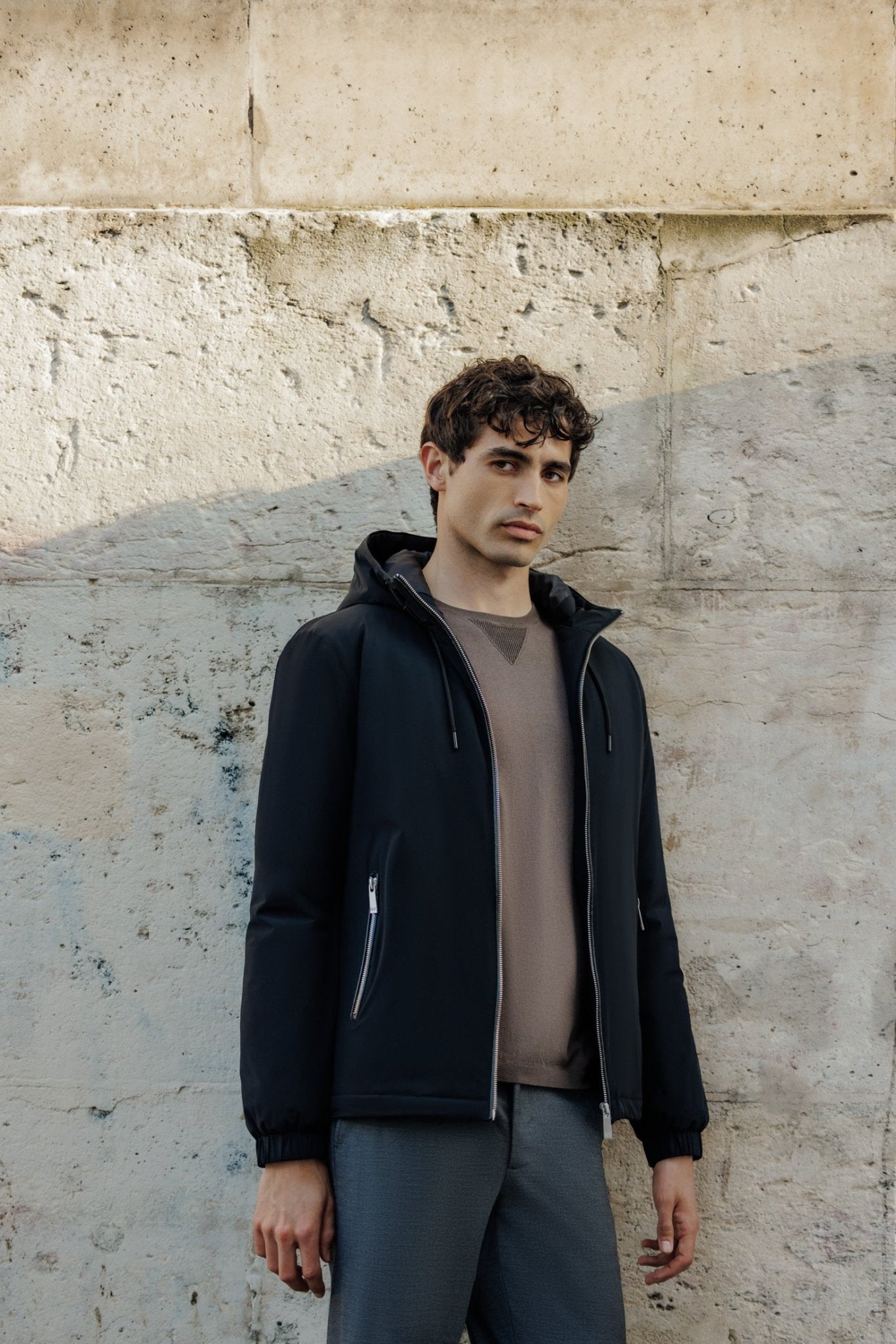 Blouson à capuche noir - IZAC