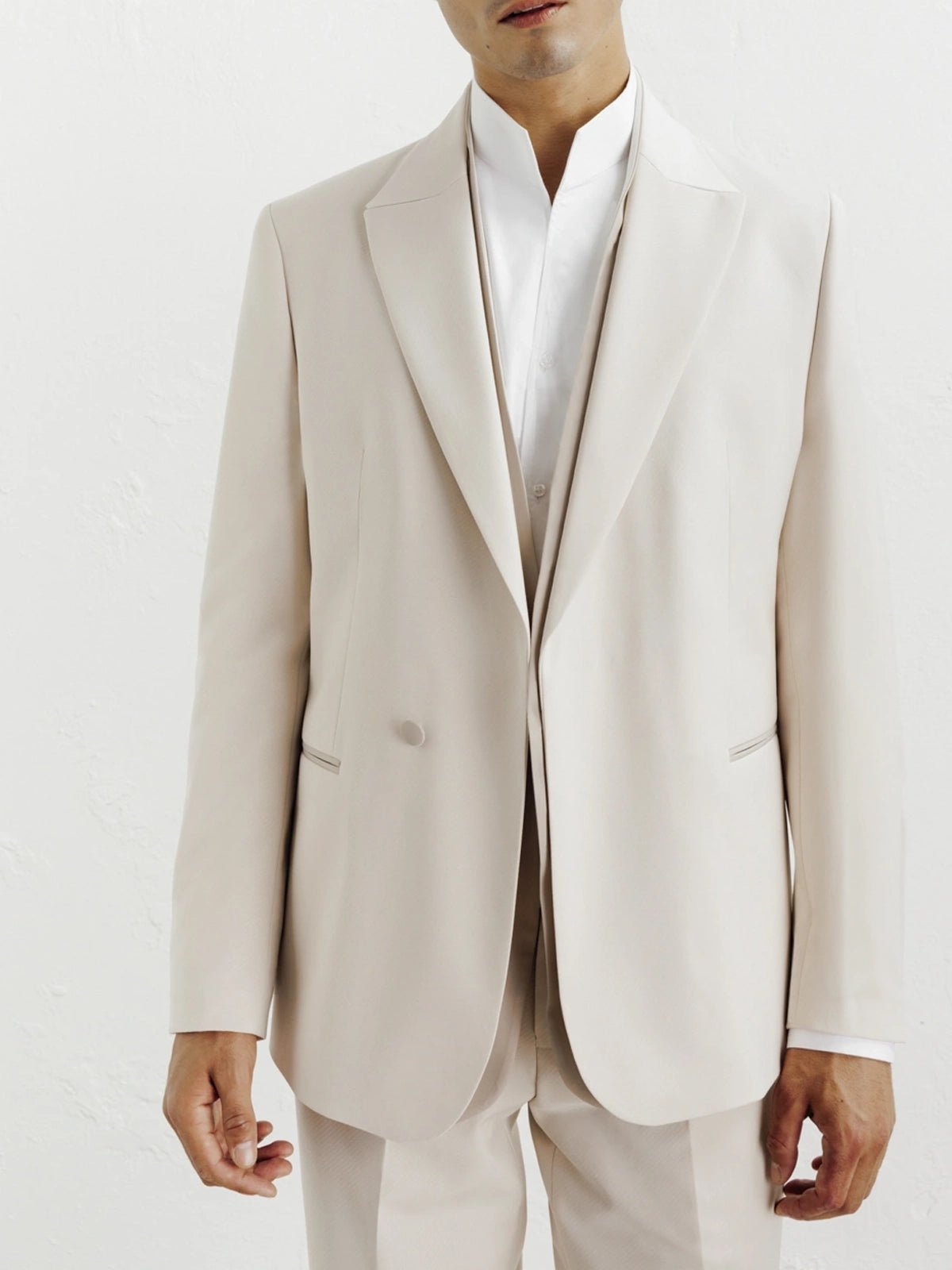 Costume croisé ecru