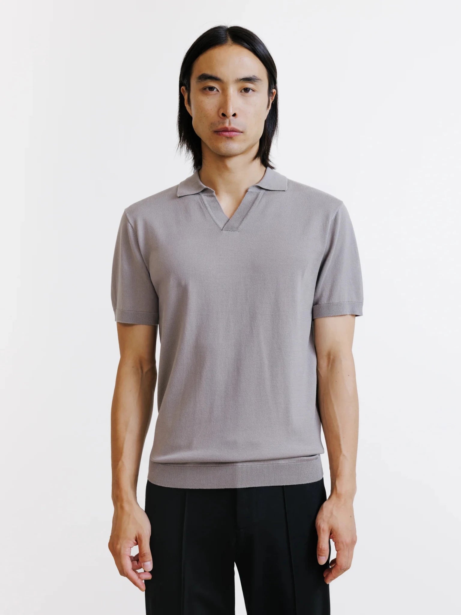 Polo col ouvert en maille taupe - IZAC