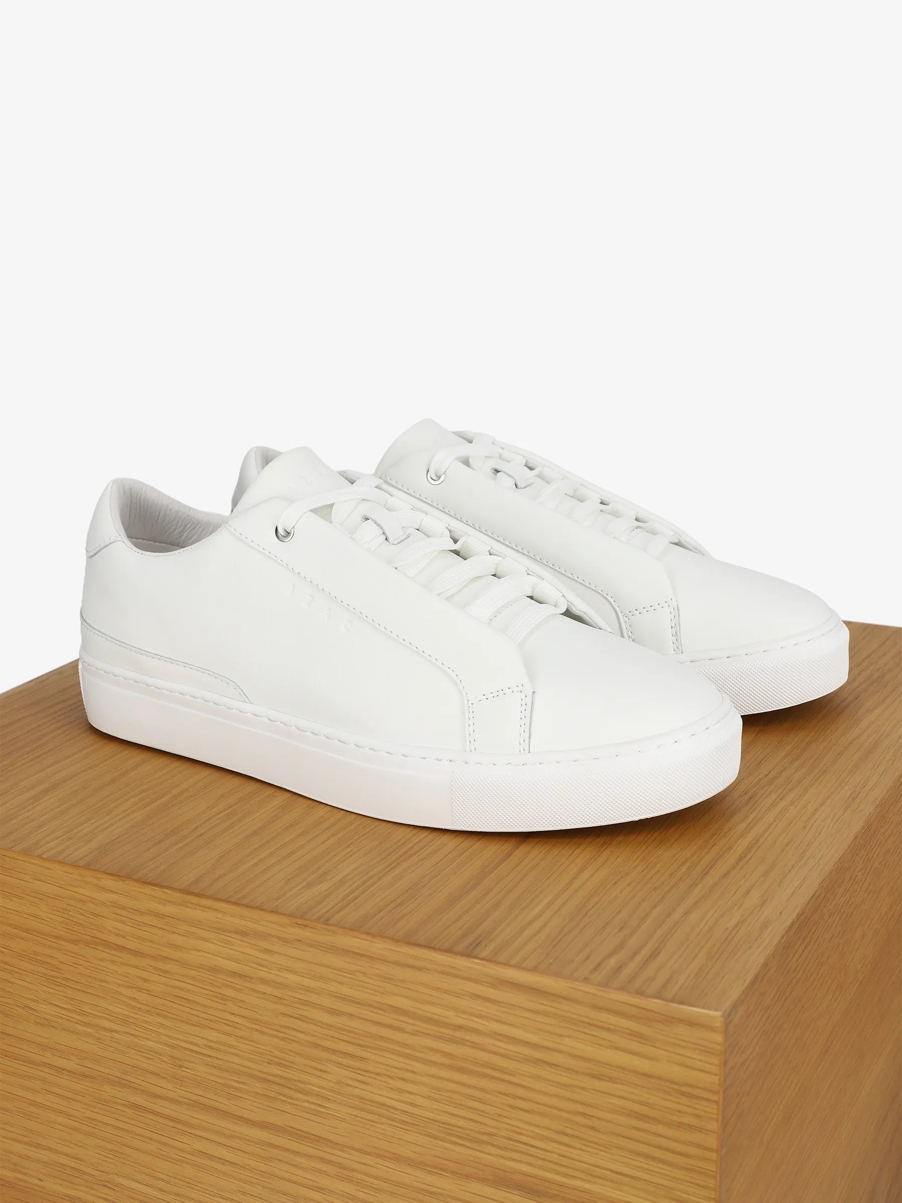 Baskets en cuir blanc