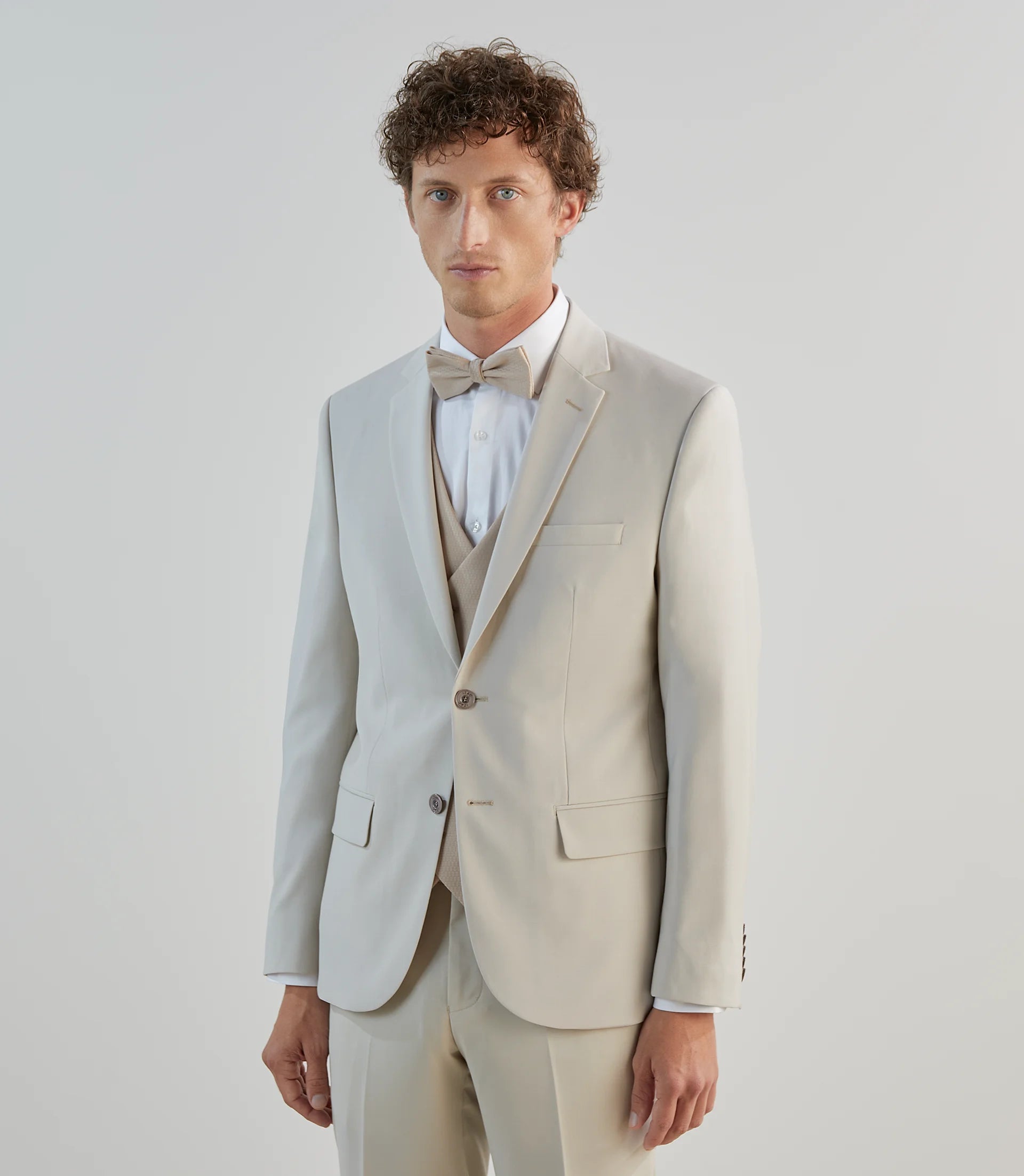 Costume 3 pièces de cérémonie mastic - IZAC