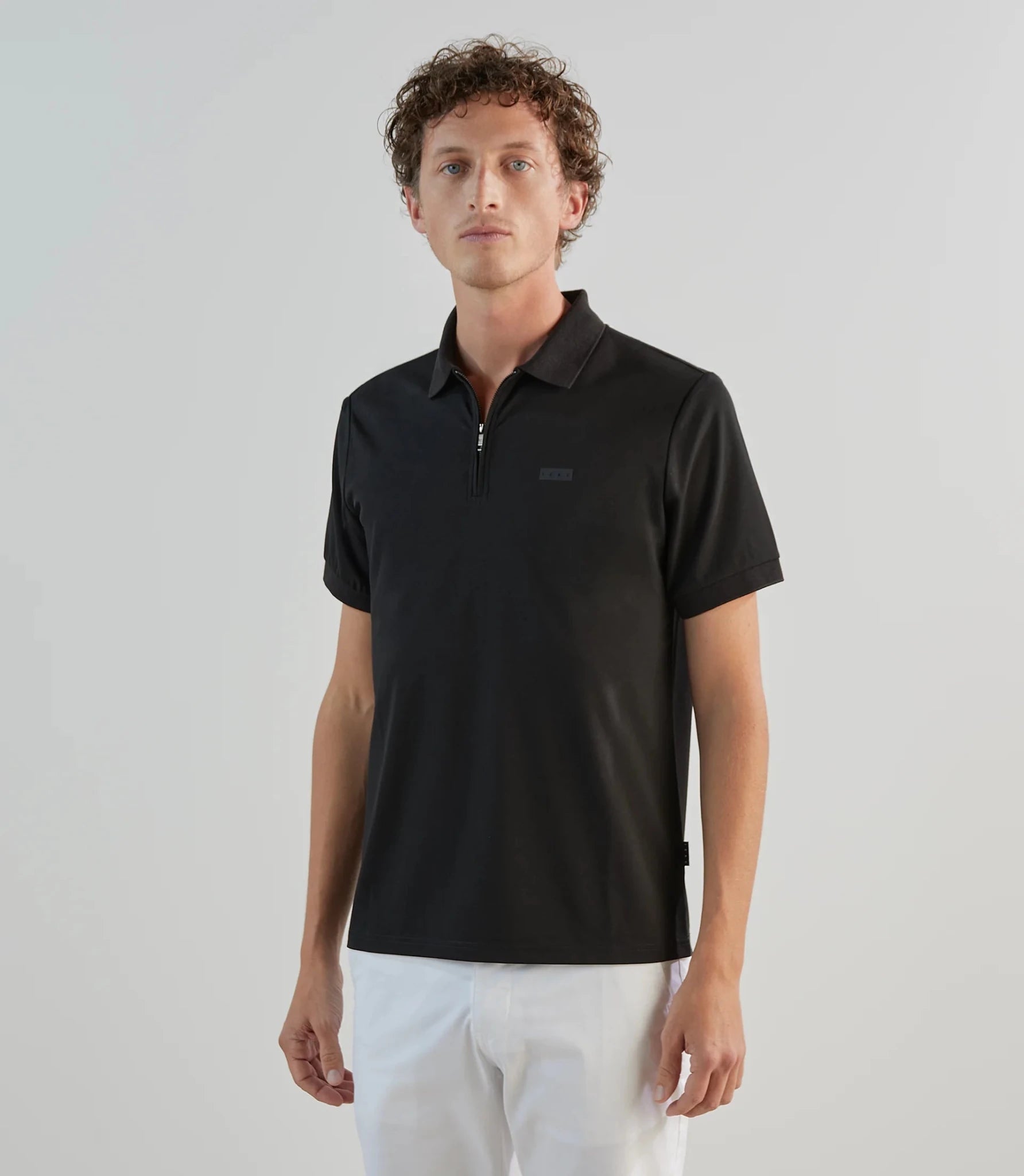 Polo en jersey col zippé noir - IZAC