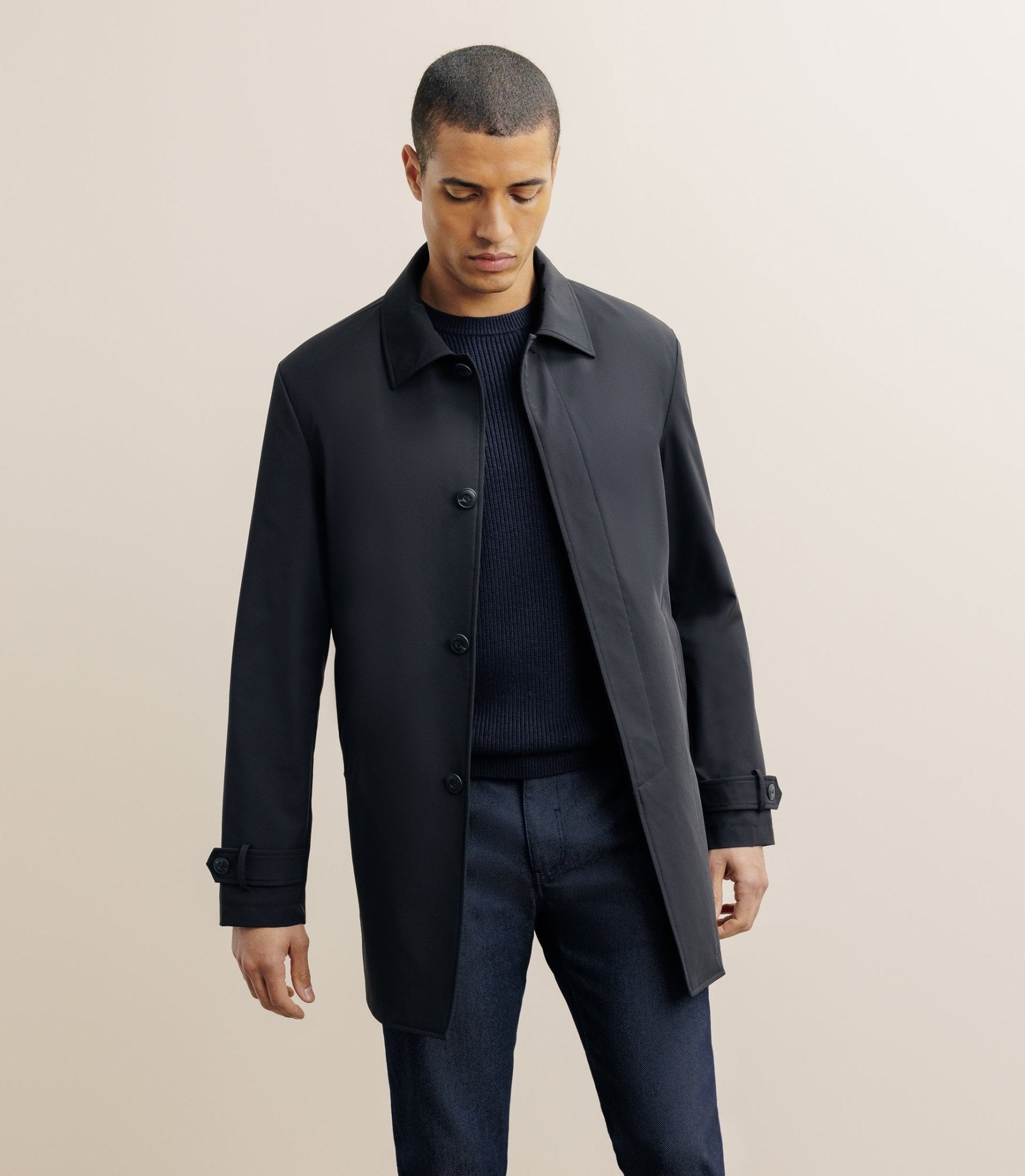 Manteau imperméable court noir - IZAC