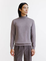 Pull col cheminée en laine mérinos châtain