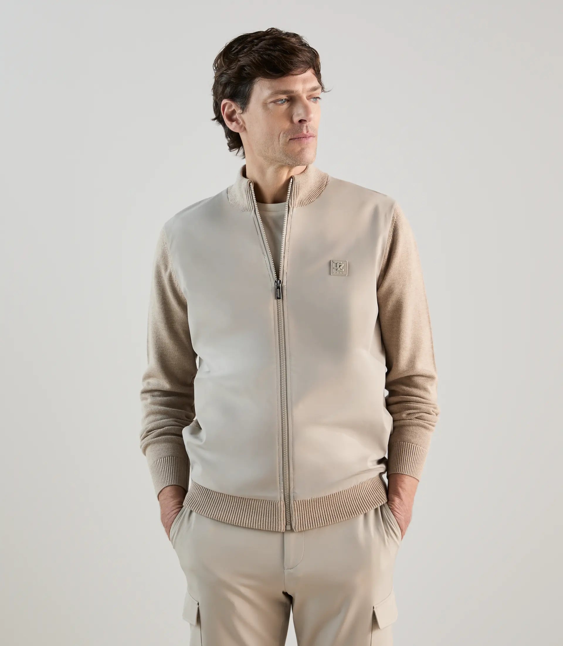 Gilet col montant bi - matière beige - IZAC