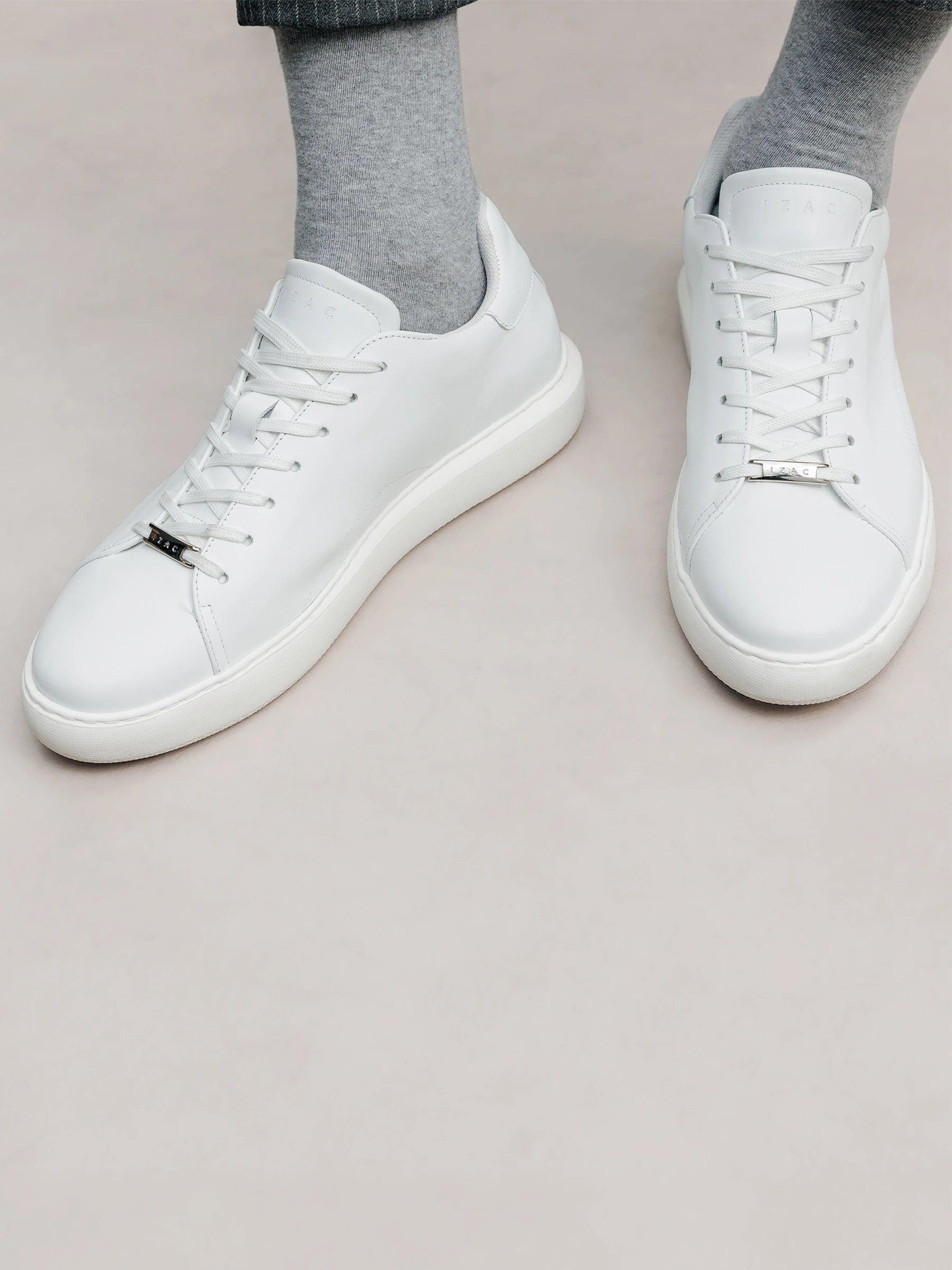 White leather sneakers shoes