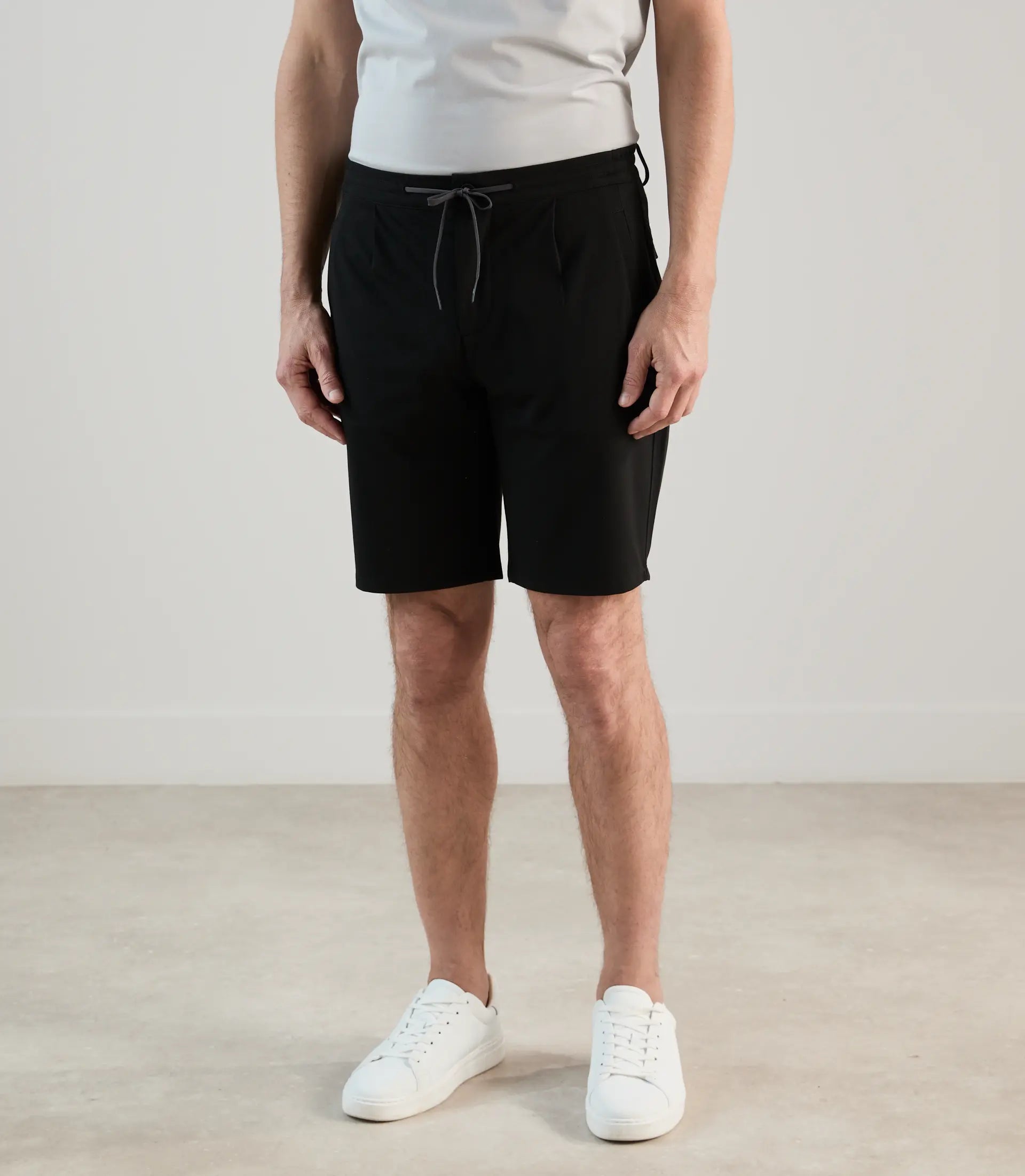 Bermuda en maille noir - IZAC