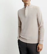 100% beige cashmere climbing collar