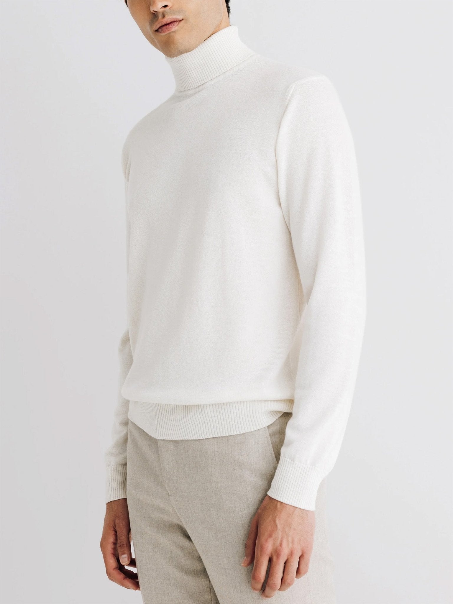 Pull col roulé écru - IZAC