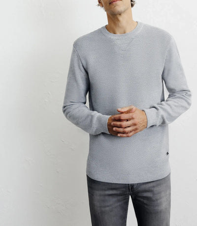 Pull col rond jeux de points gris chiné