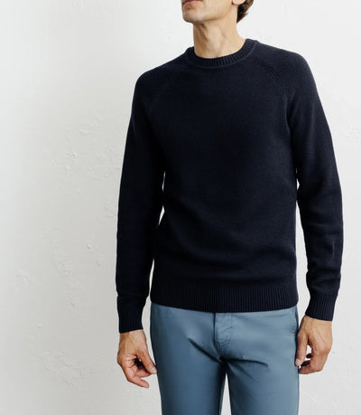 Pull col rond jeux de points marine
