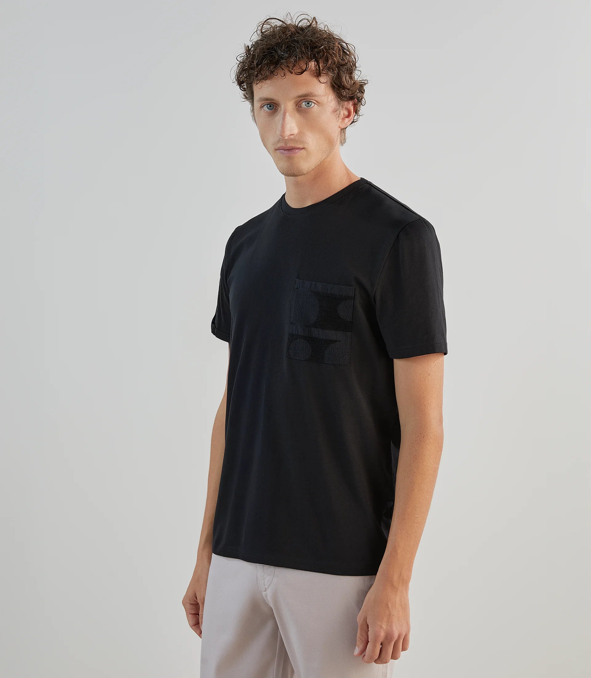 T-shirt col rond à manches courtes noir - IZAC