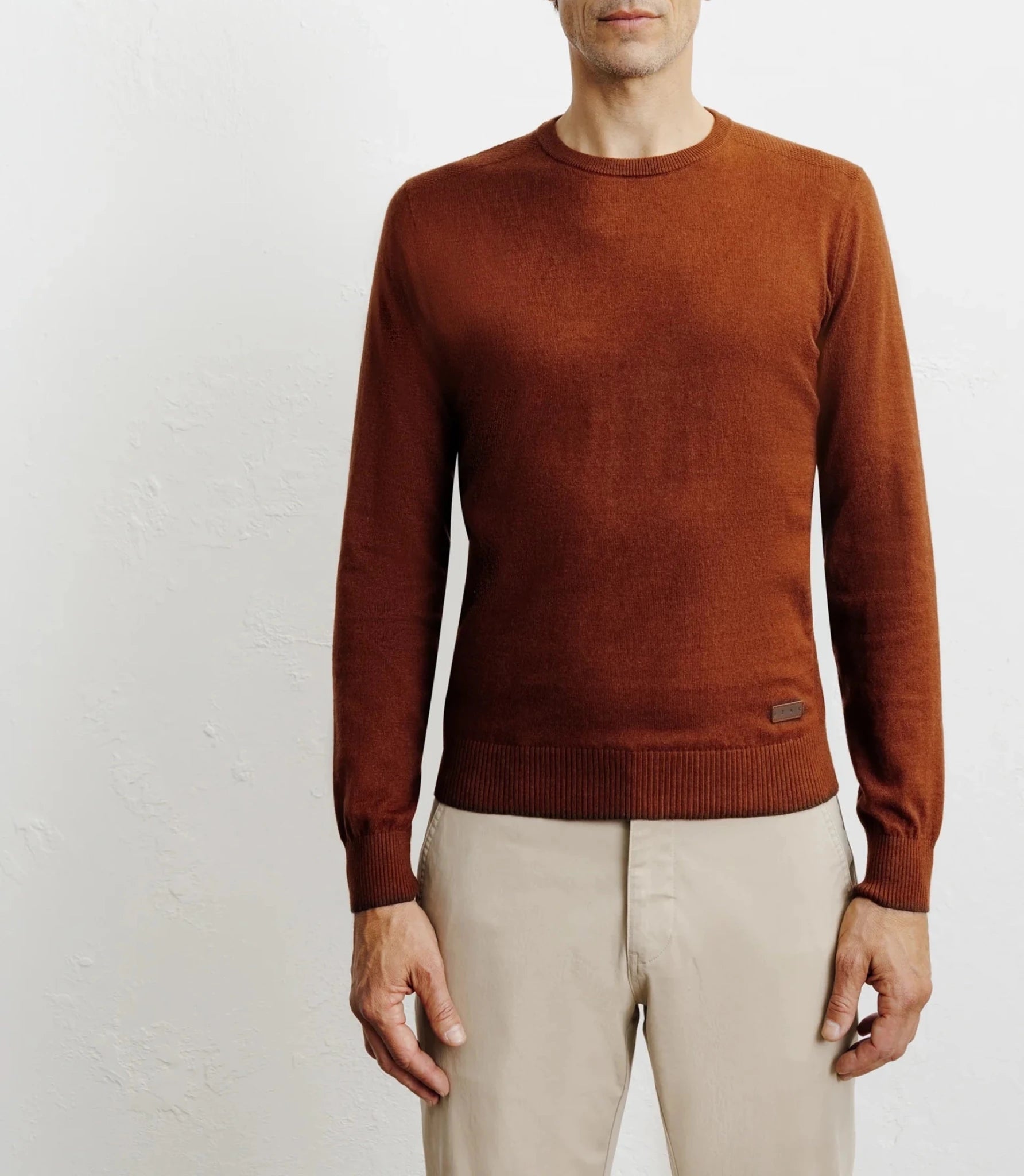 Pull col rond en coton rouille - IZAC