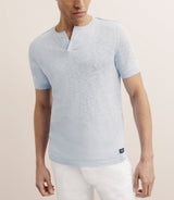 T-shirt boutonné bleu ciel