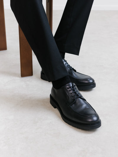 Black leather Derby shoes