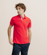 Polo à contraste rouge