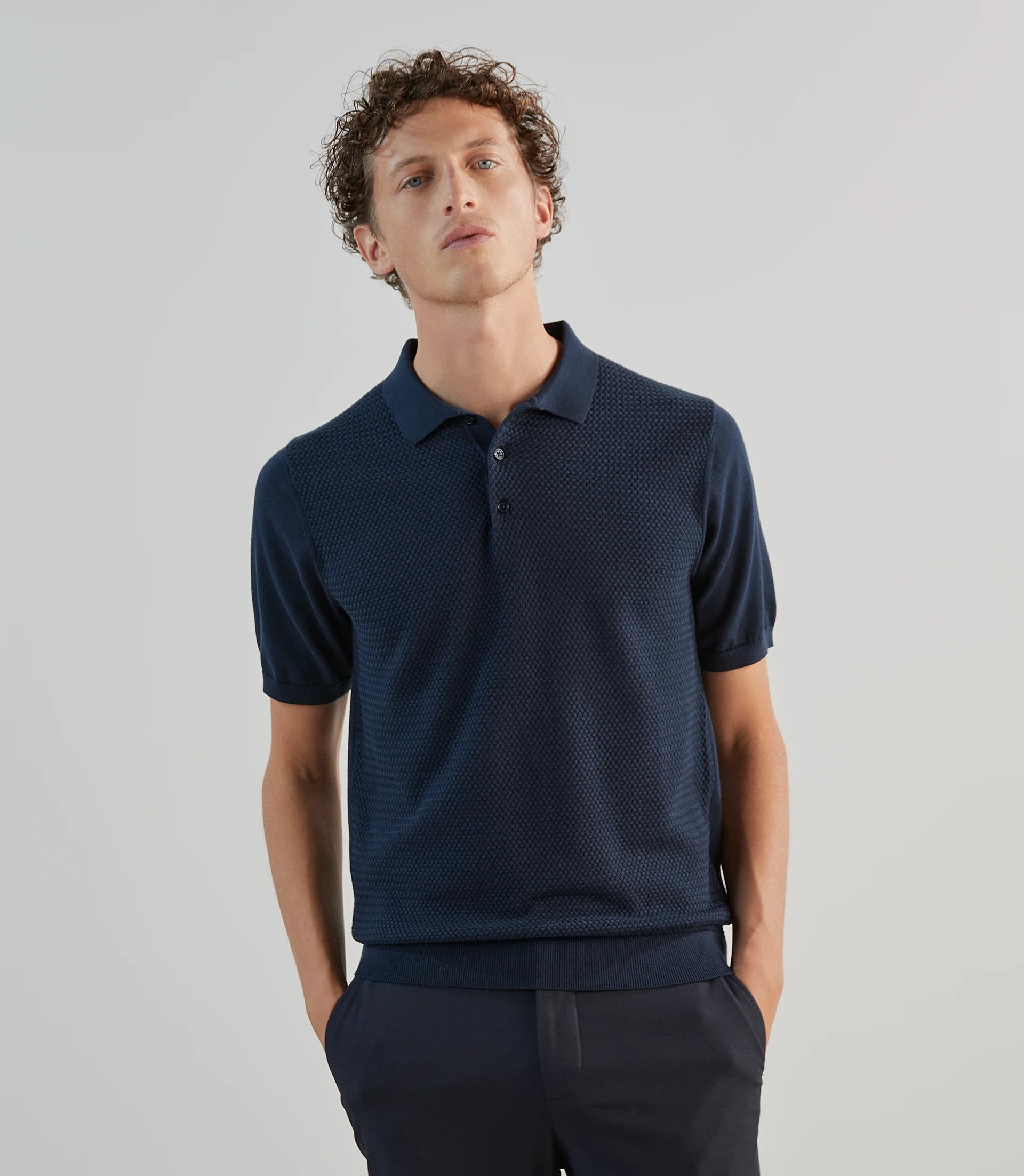 Polo col boutonné en jeu de points marine - IZAC