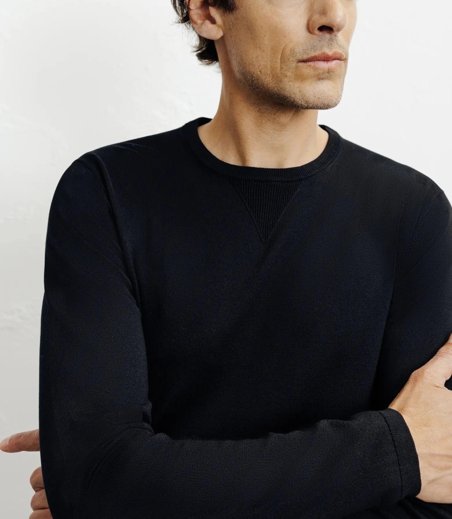 Pull manches longues col rond en maille noir - IZAC