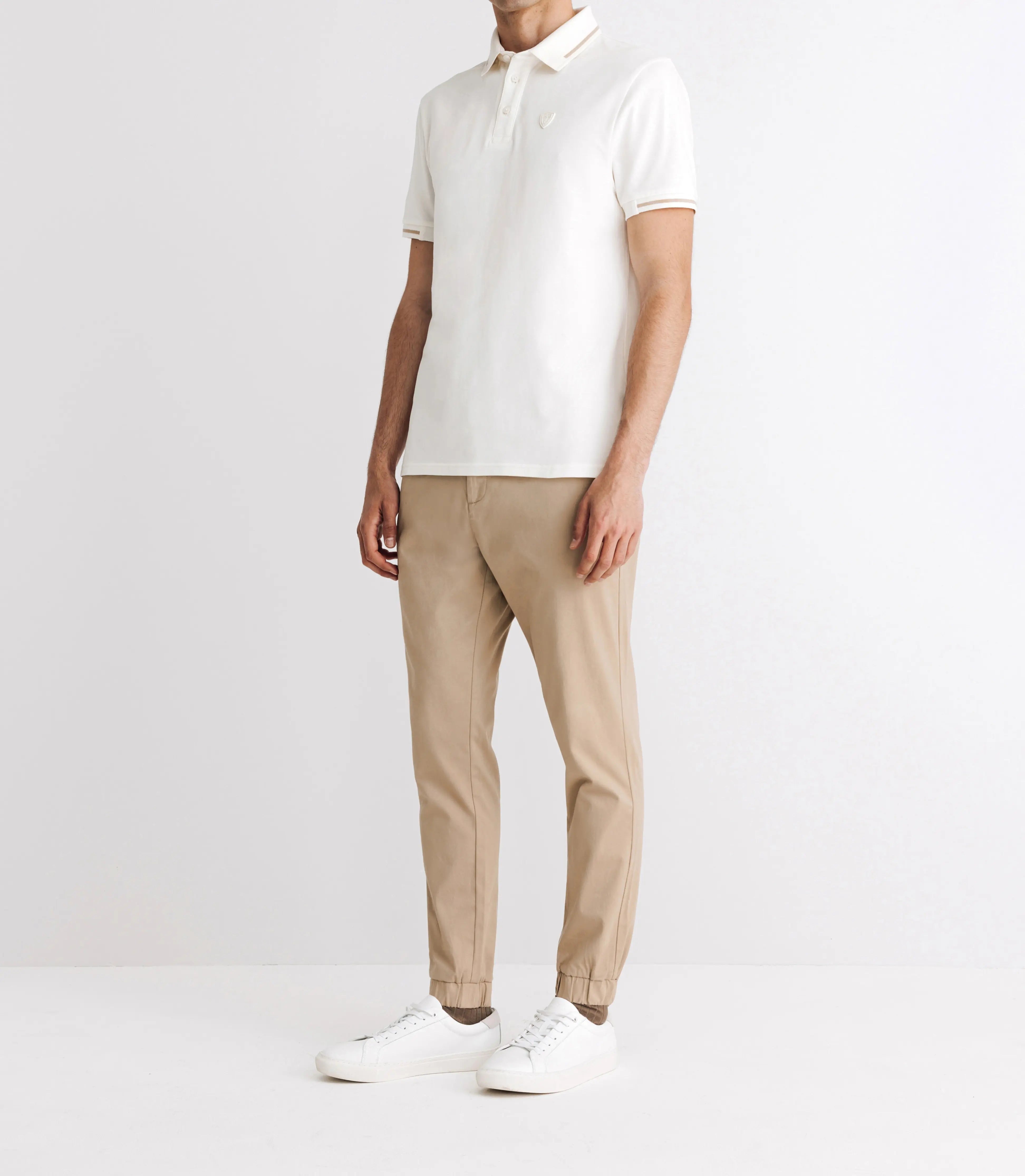 Polo avec rayures sur le col écru - IZAC