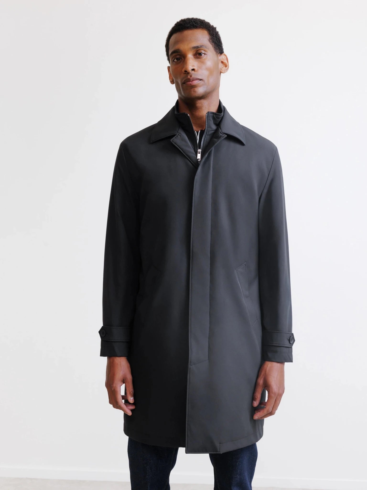Manteau imperméable noir - IZAC