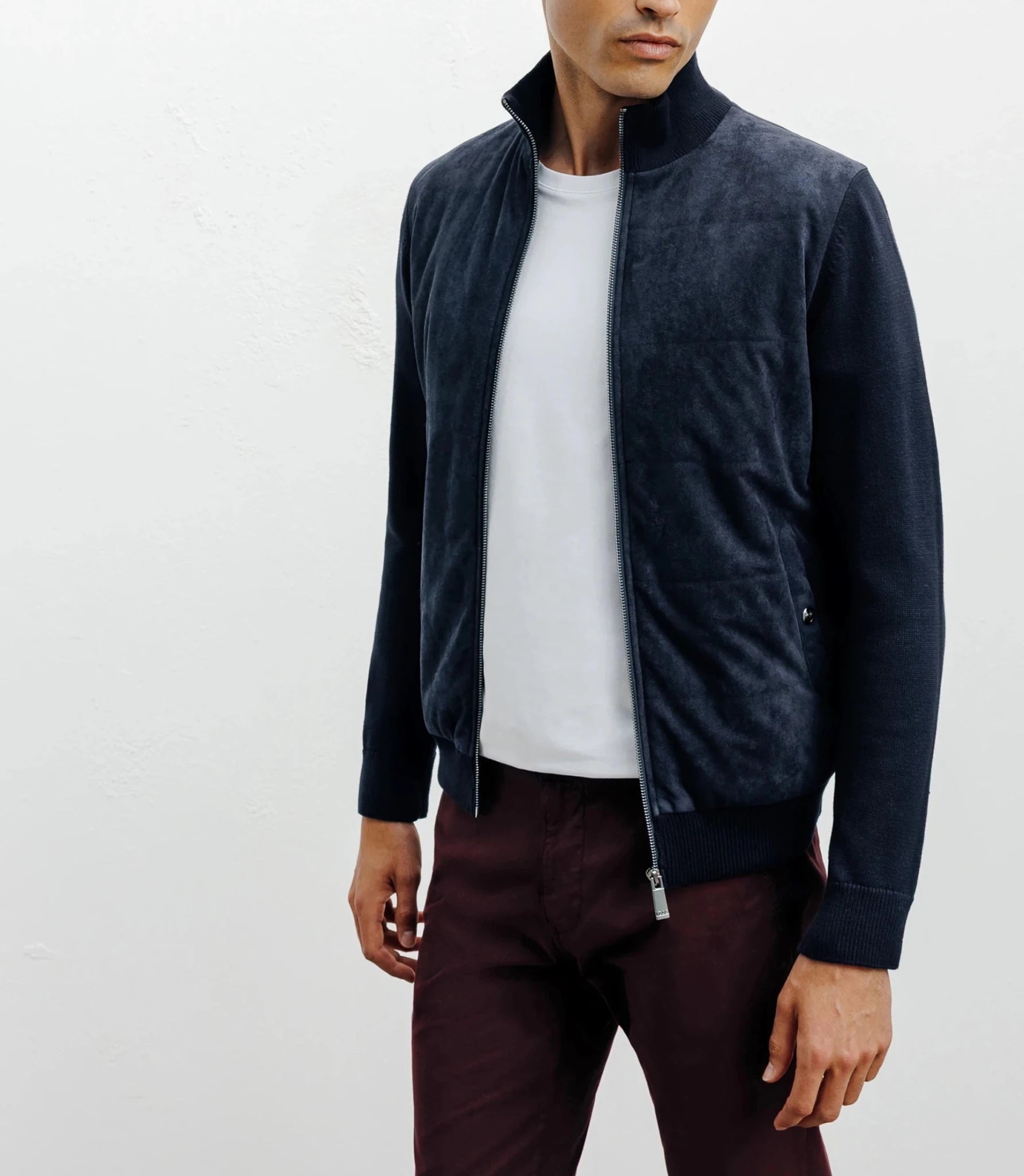 Navy two-component zip vest