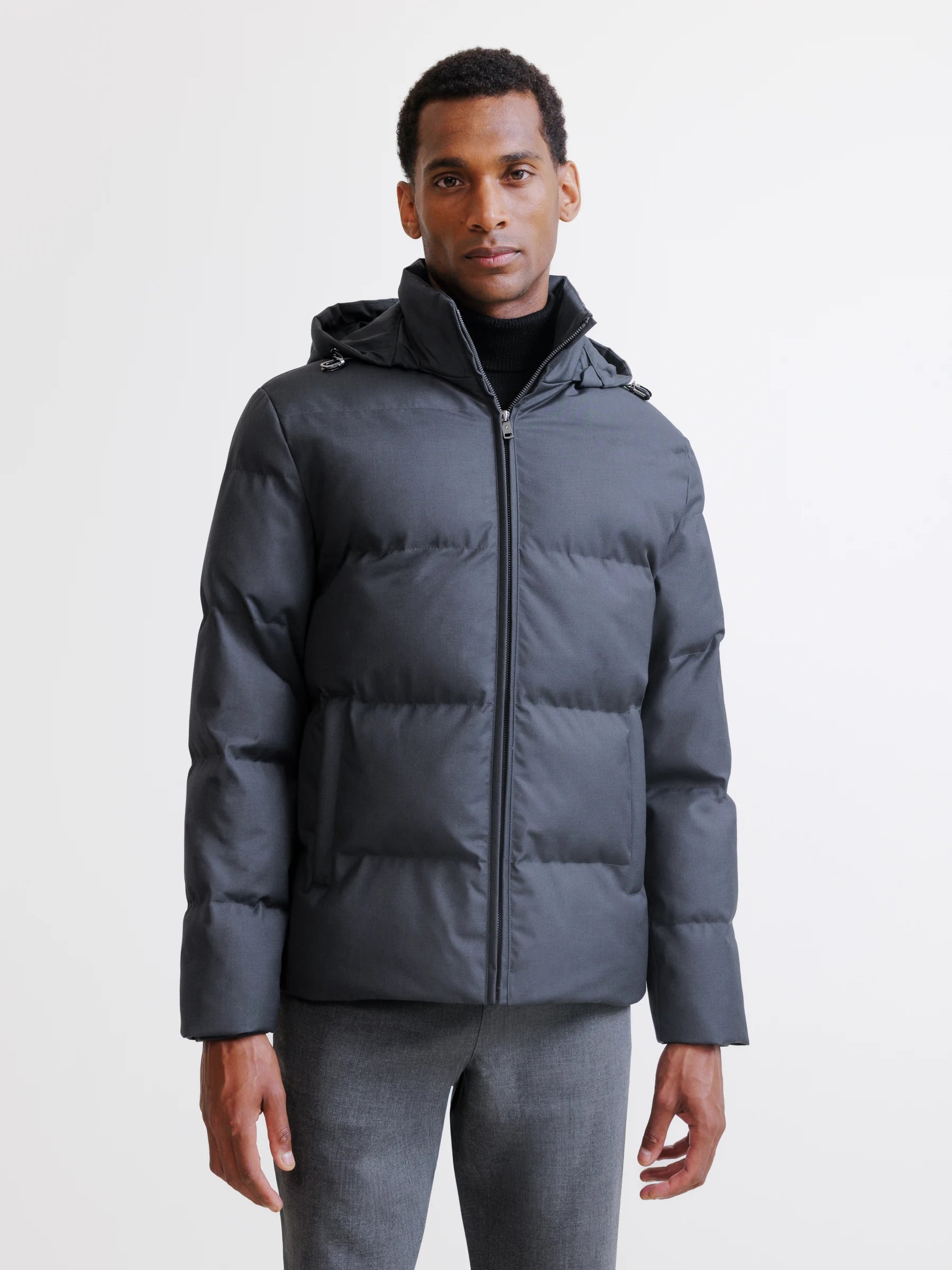 Short charcoal down jacket