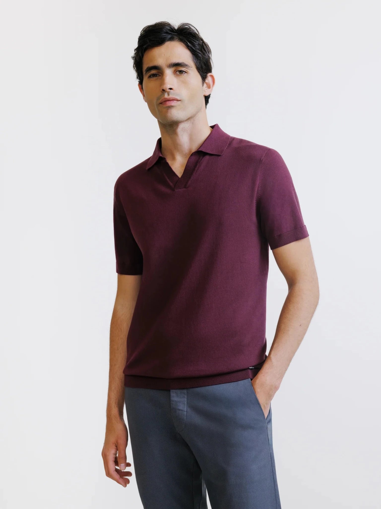 Burgundy open-collar knit polo shirt