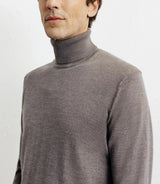 Pull col roulé châtain