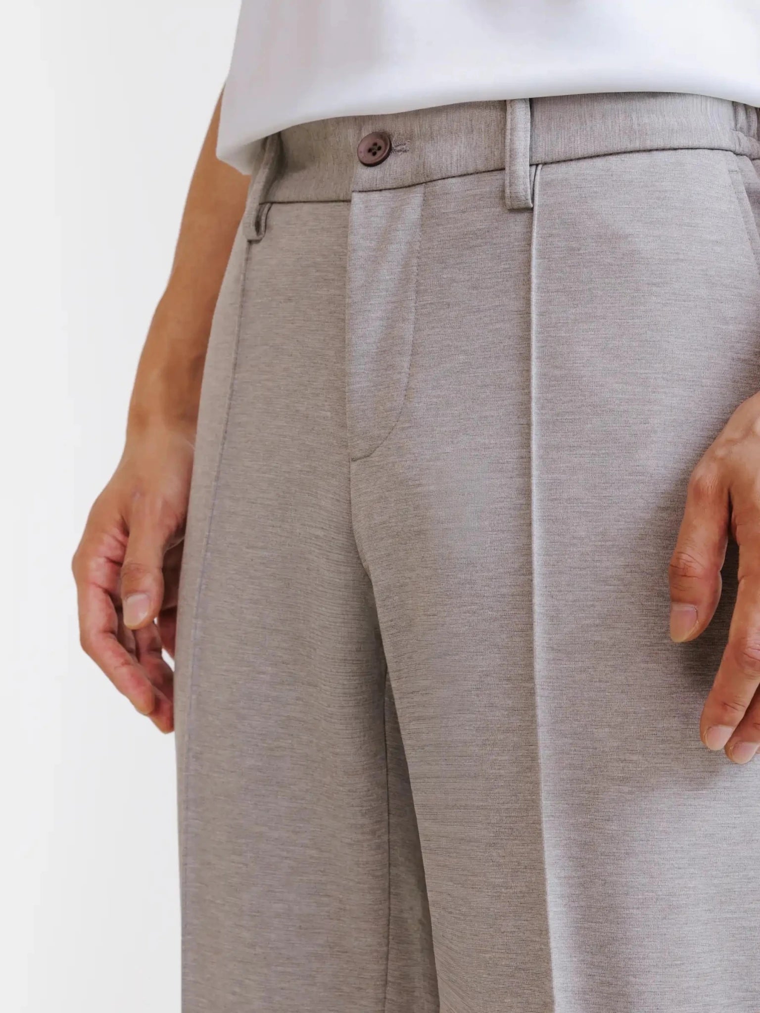 Pantalon en maille taupe - IZAC