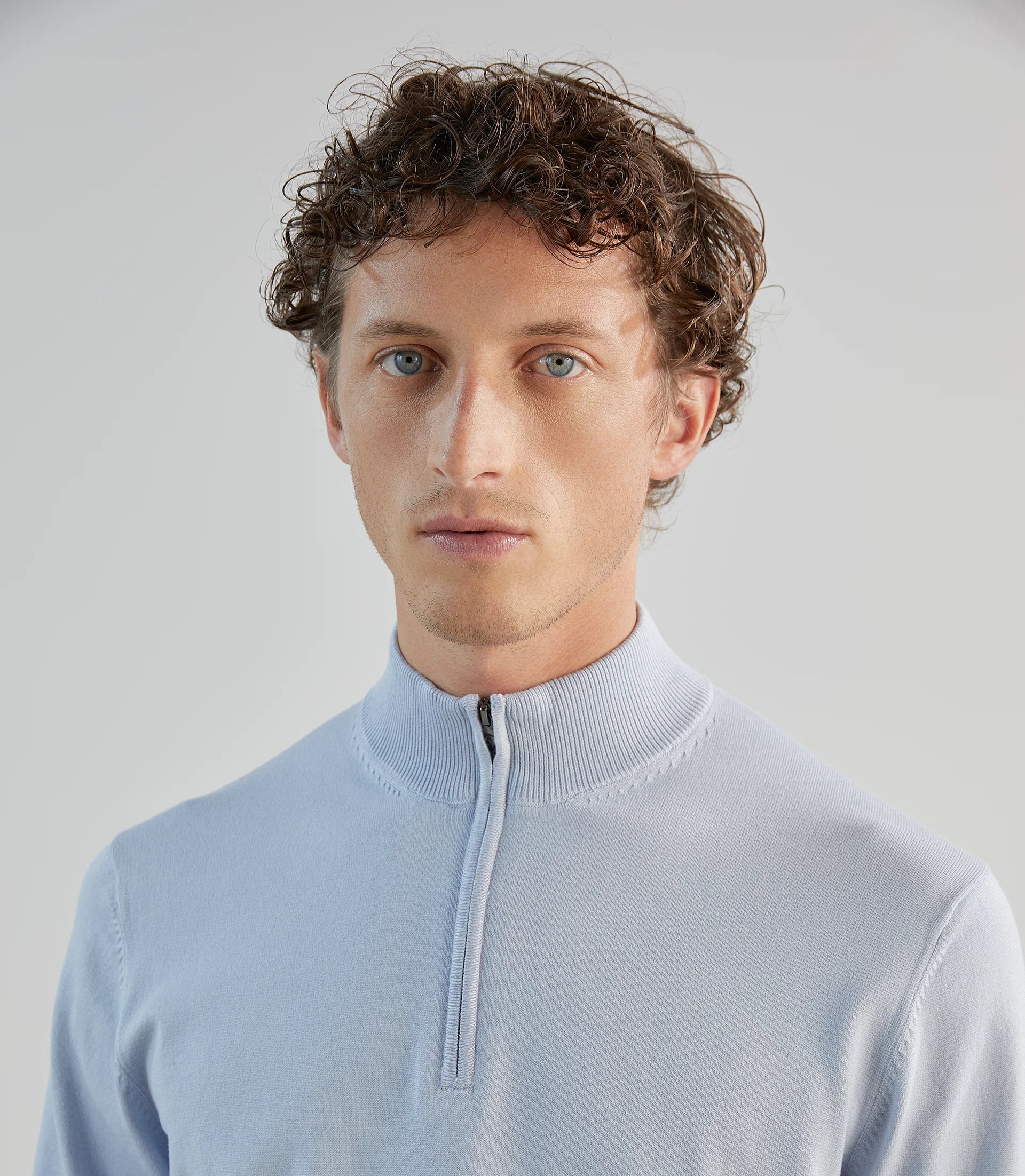 Pull demi - zip à col montant bleu ciel - IZAC