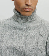 Pull col roulé torsadé gris chiné