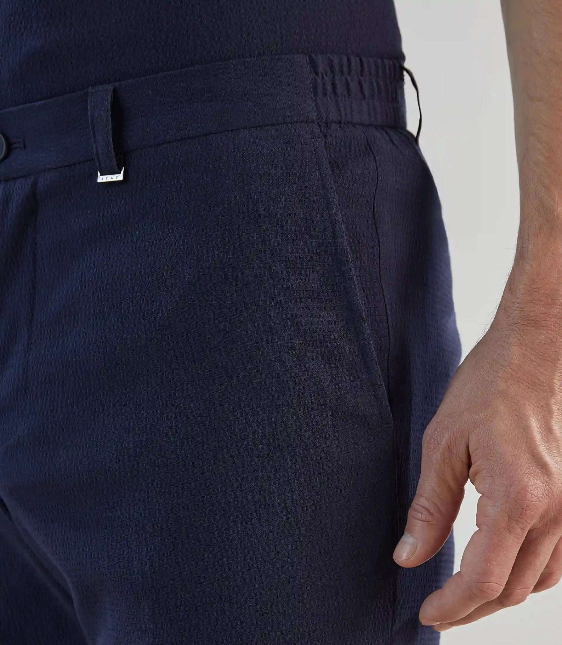 Bermuda à taille élastiquée marine - IZAC