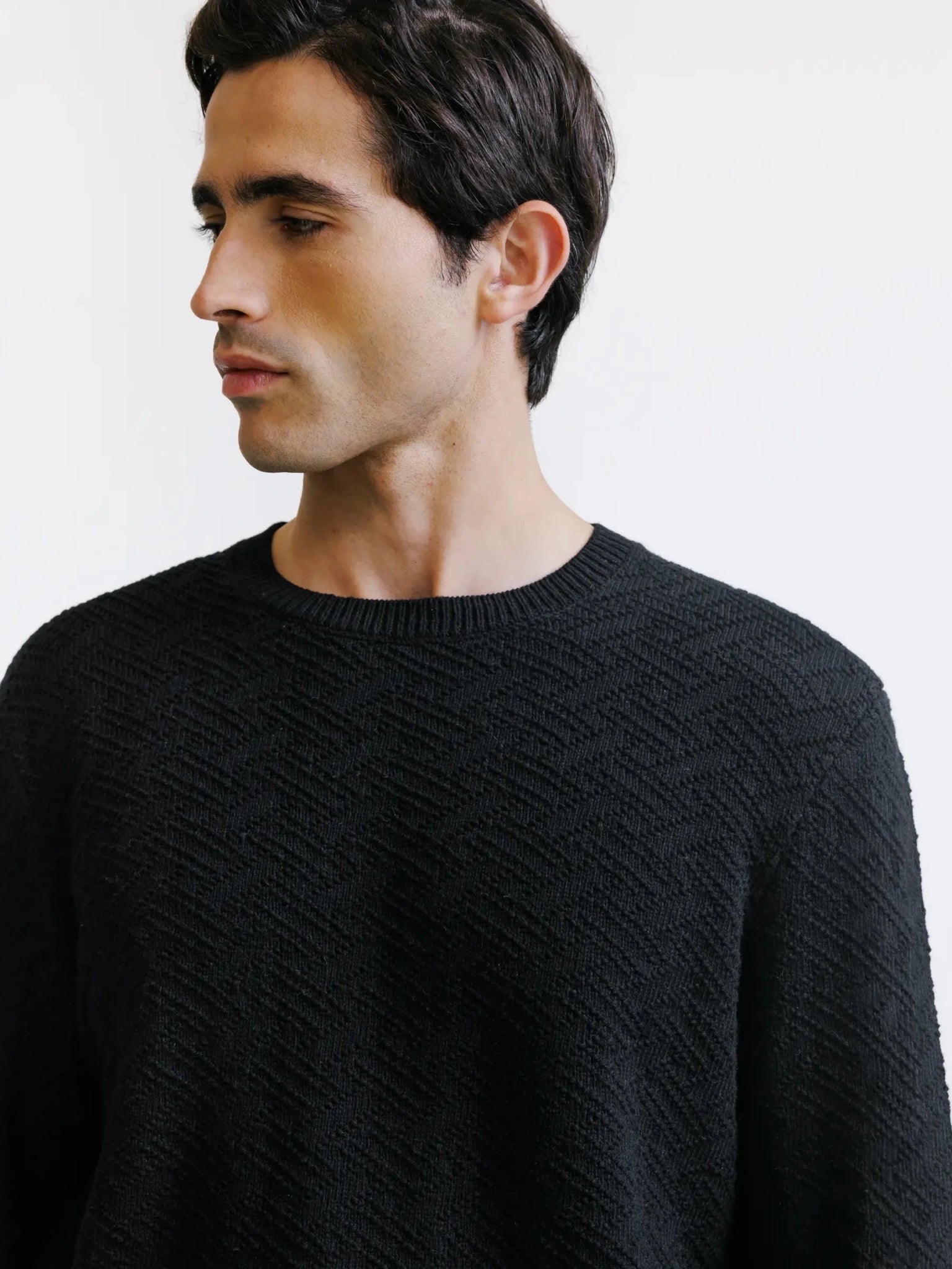 Pull jacquard col rond noir - IZAC