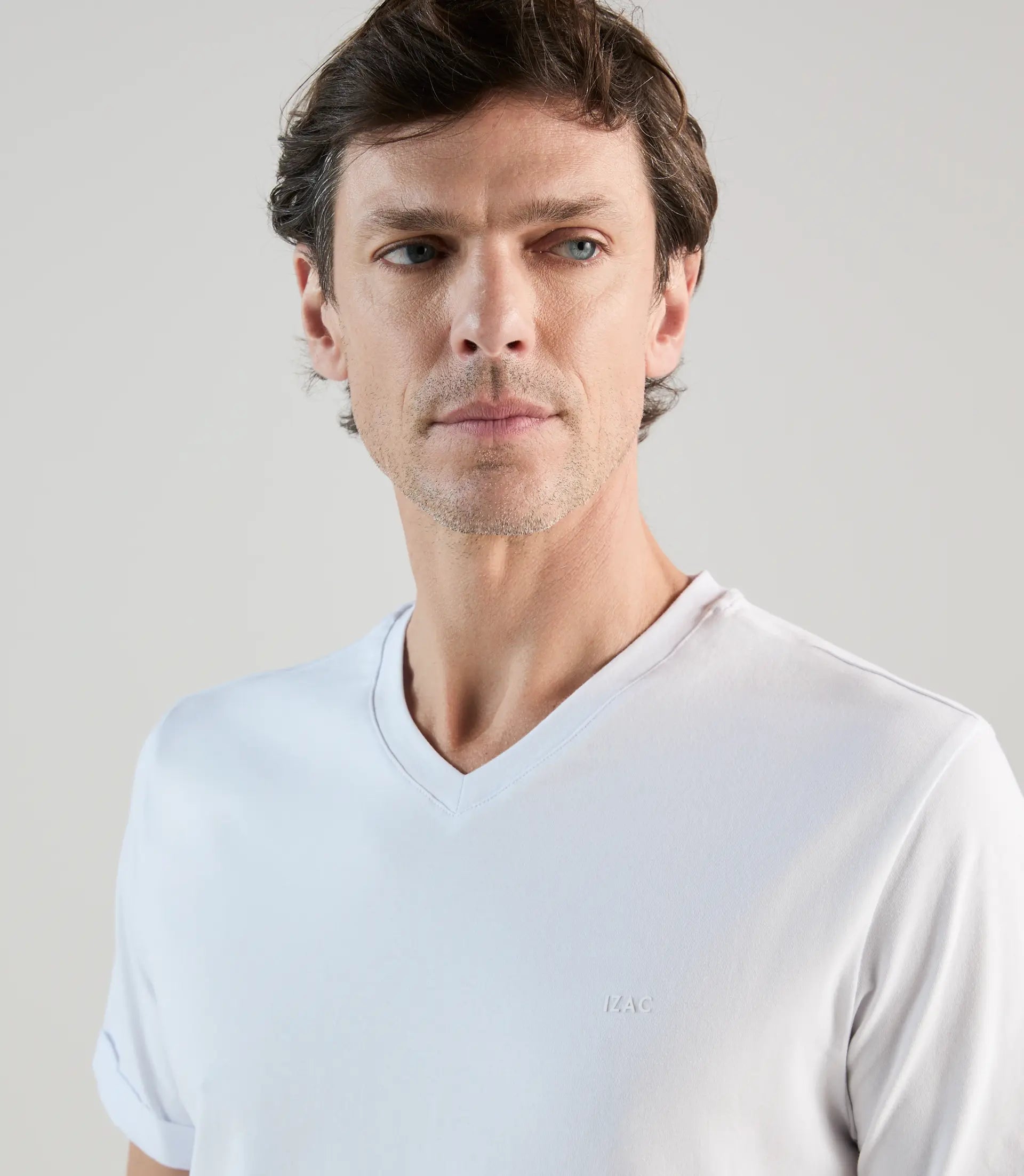 T-shirt col V blanc - IZAC