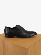 Richelieu en cuir noir