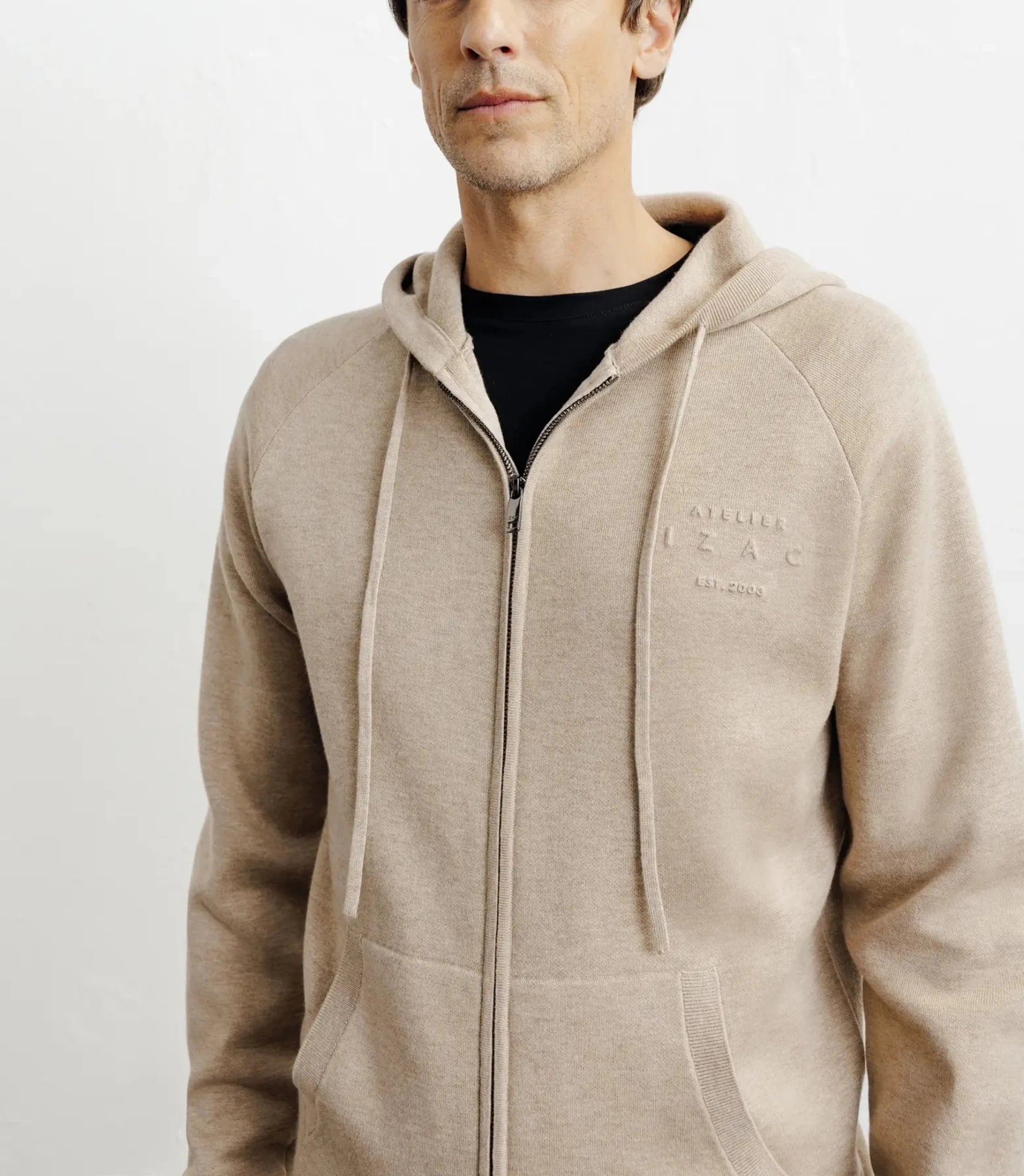 Hoodie zippé à capuche en maille beige - IZAC