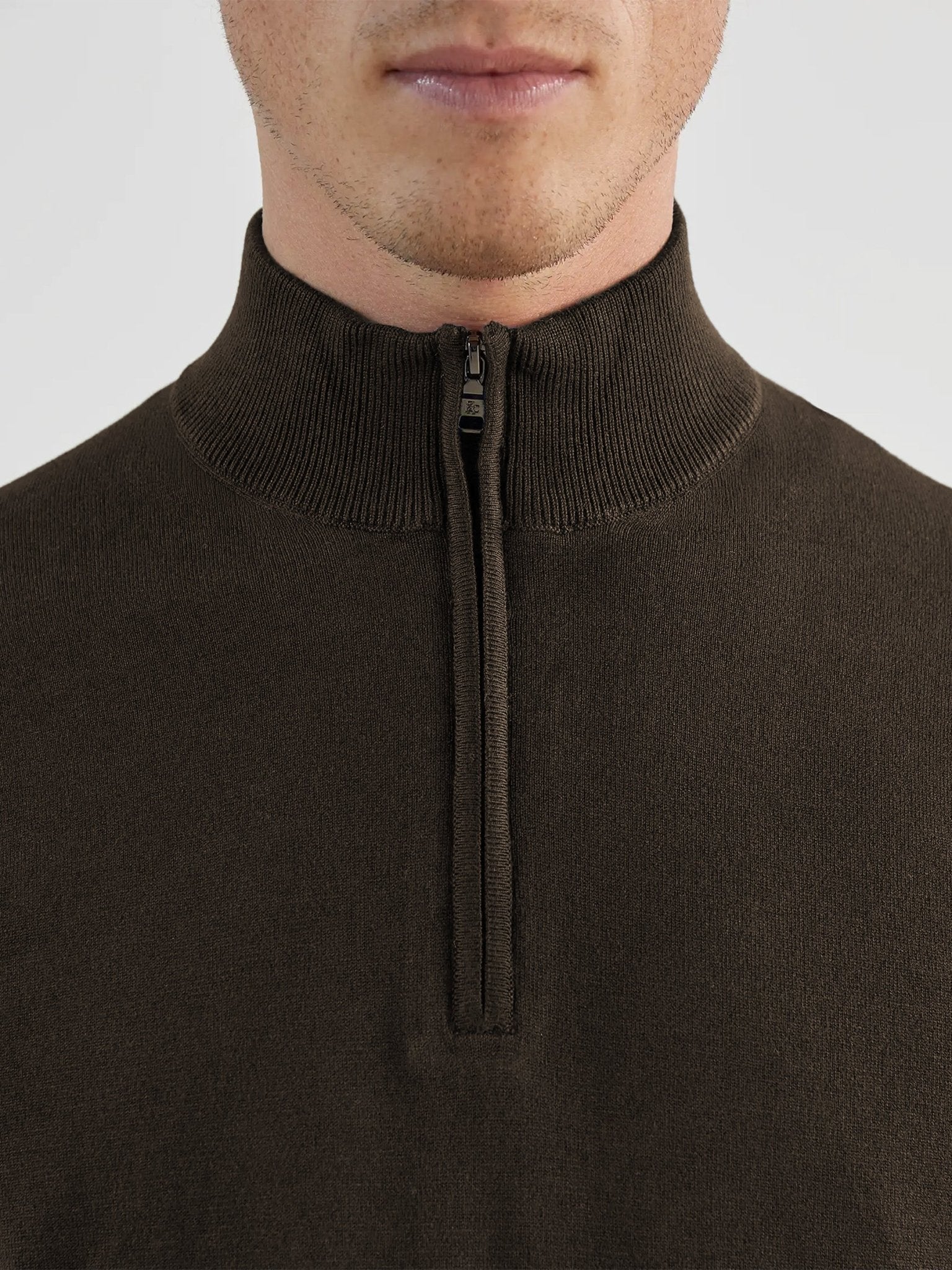 Pull col zip marron - IZAC