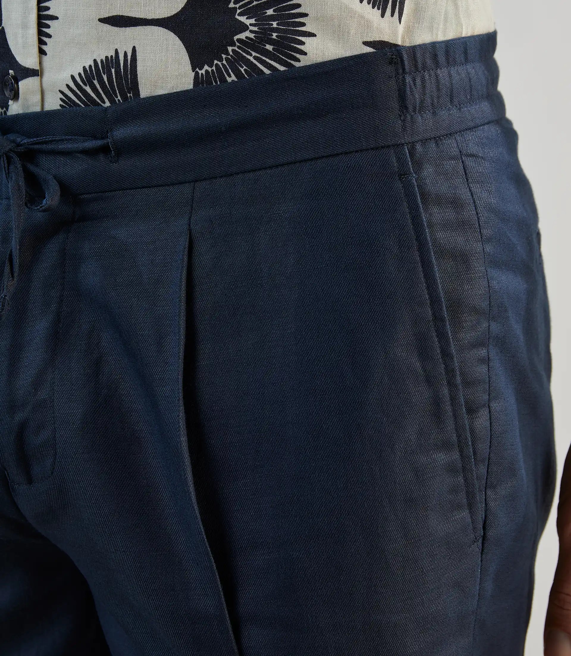 Pantalon casual avec cordon de serrage marine - IZAC