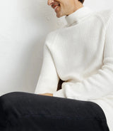Pull col roulé uni écru