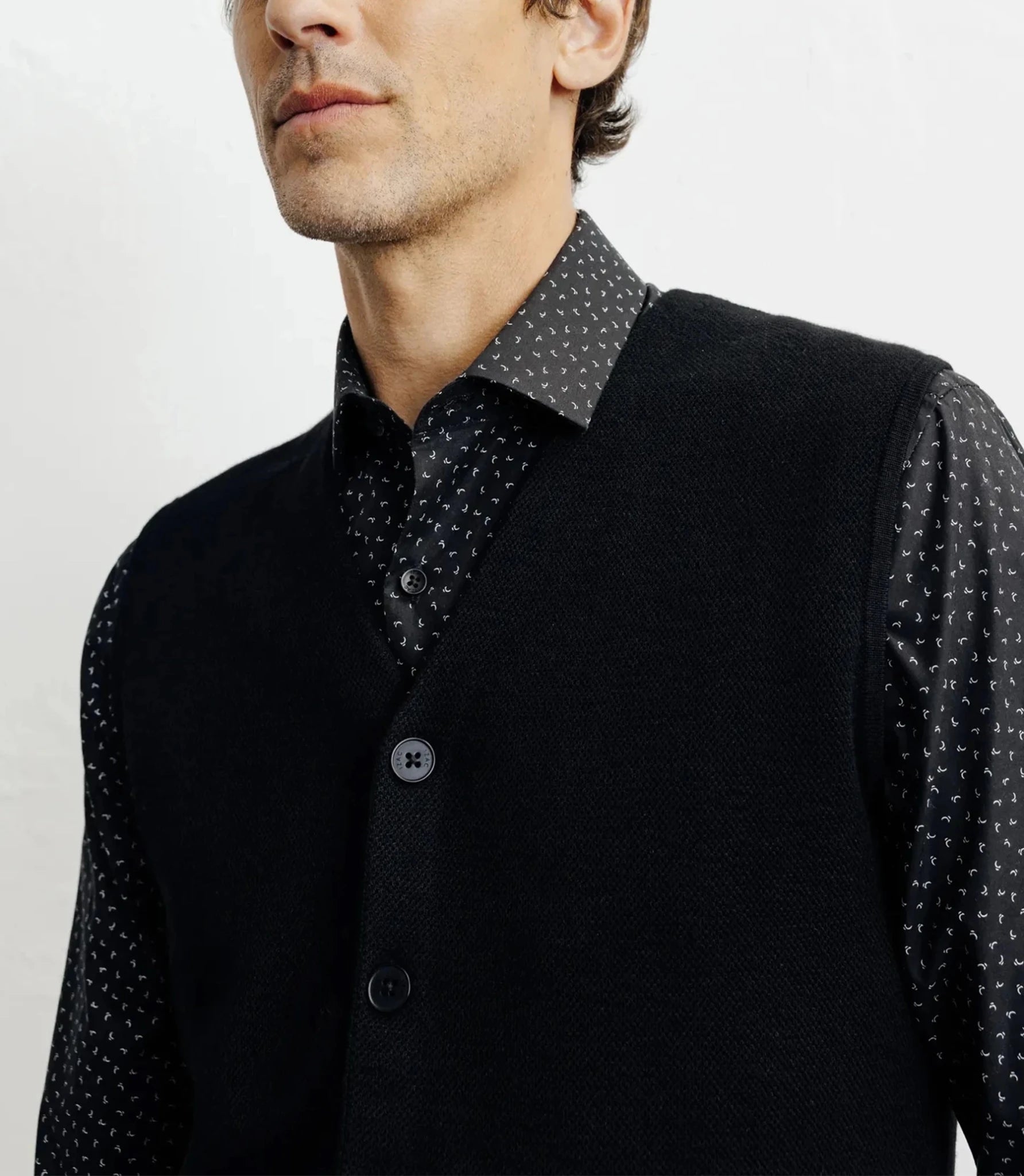 Gilet sans manches boutonné jeux de points noir - IZAC