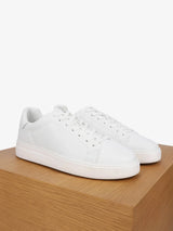 Basket en cuir blanche