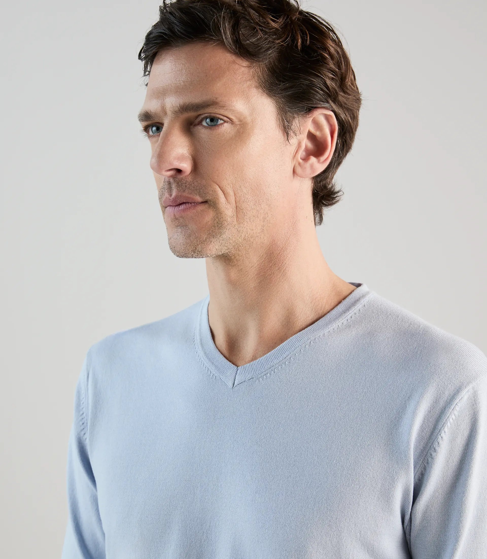 Pull col v bleu ciel - IZAC