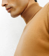 Pull col roulé camel