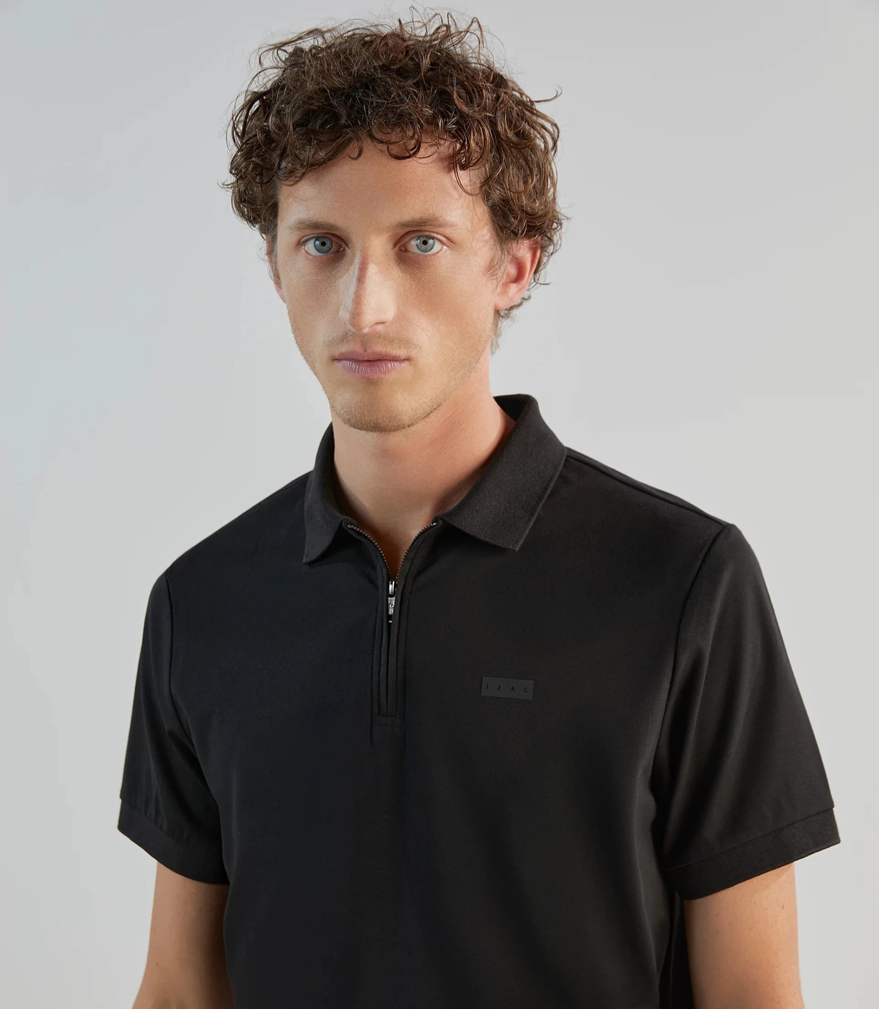 Polo en jersey col zippé noir - IZAC