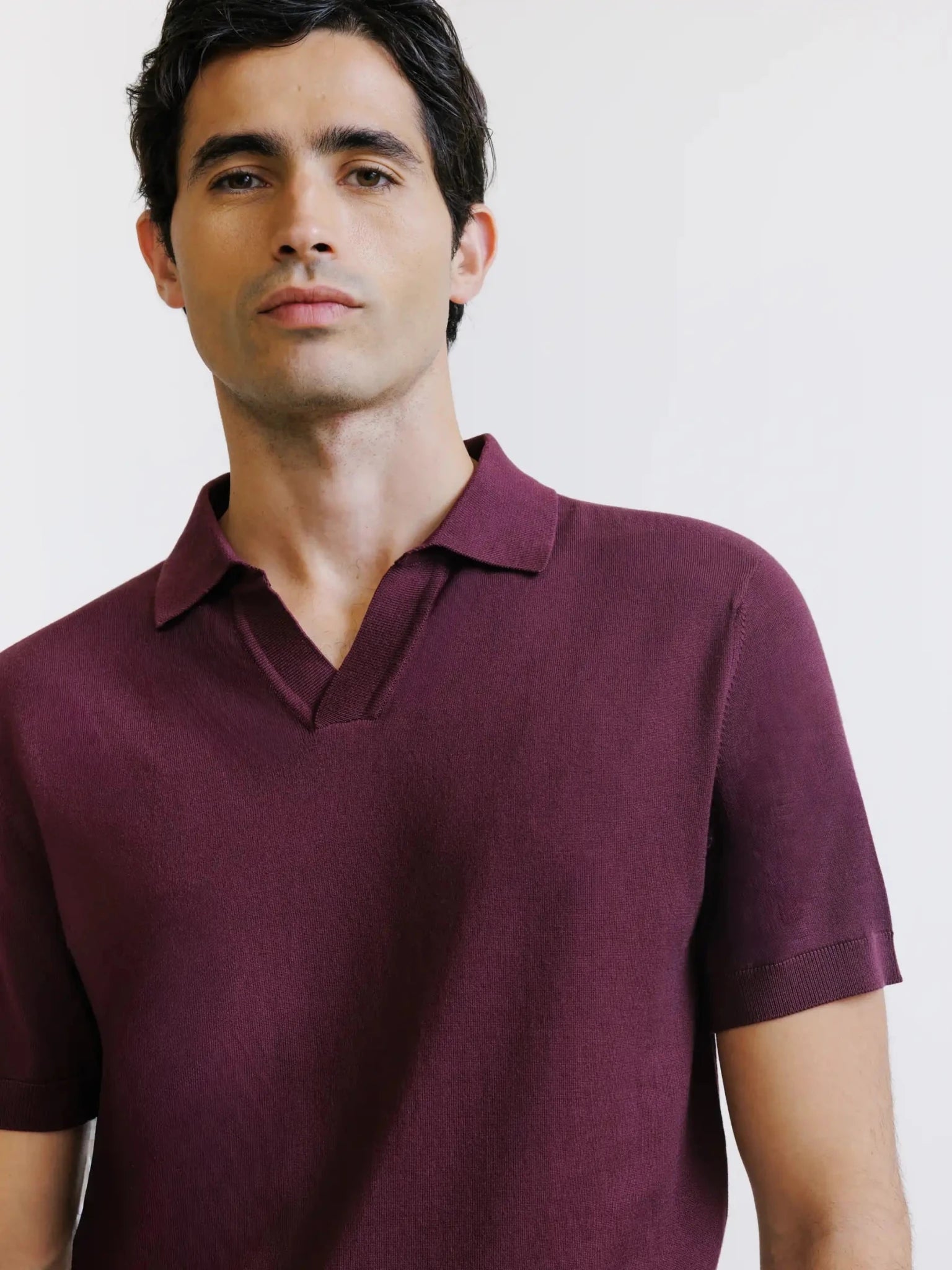 Burgundy open-collar knit polo shirt