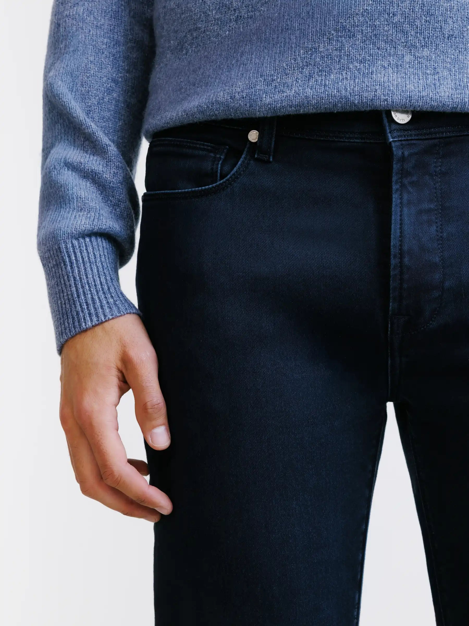 Slim fit navy 5-pocket jeans
