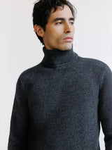 Pull en laine col roulé anthracite