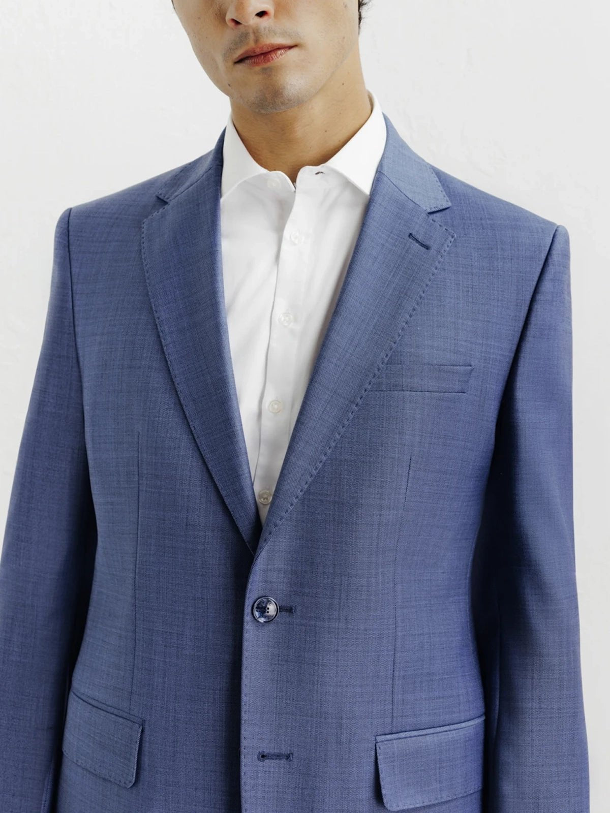 Costume en laine bleu