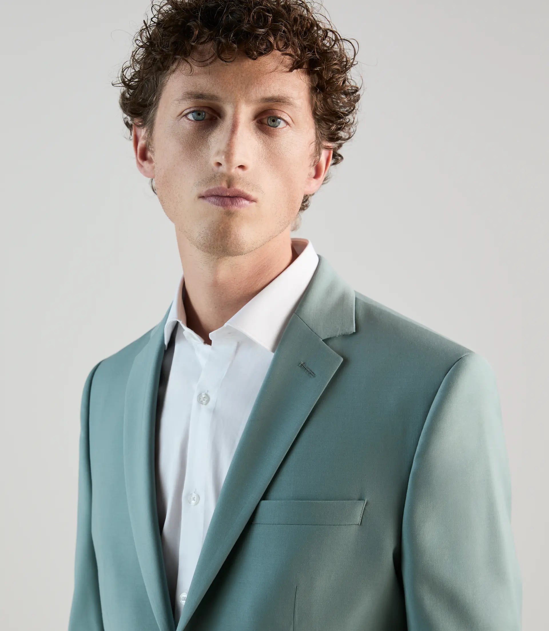 Costume 2 boutons en laine majoritaire vert clair - IZAC